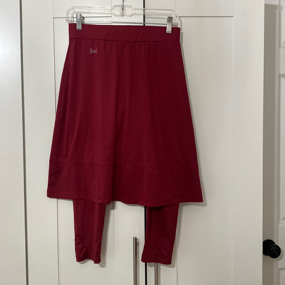 Flancy athletic skirt with capri leggings